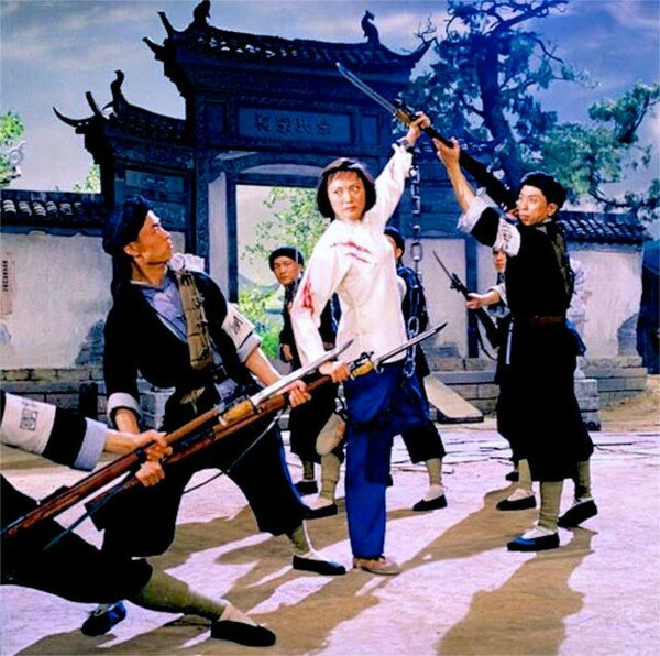 革命样板戏：文革文艺作品剧照
